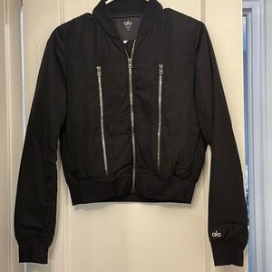 Alo Yoga black bomber